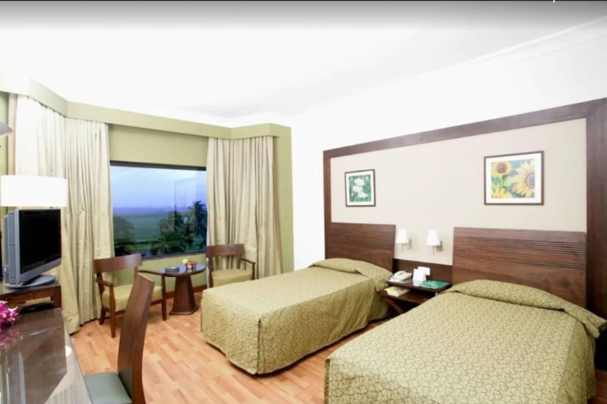 होटल The Retreat & Convention Centre Mumbai