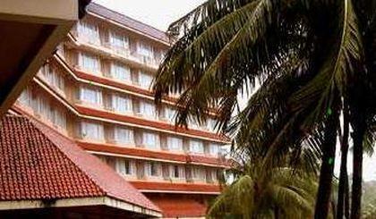 The Retreat & Convention Centre होटल 5*