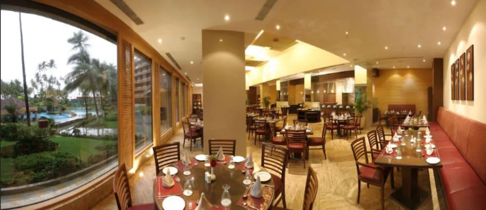 The Retreat & Convention Centre 5*