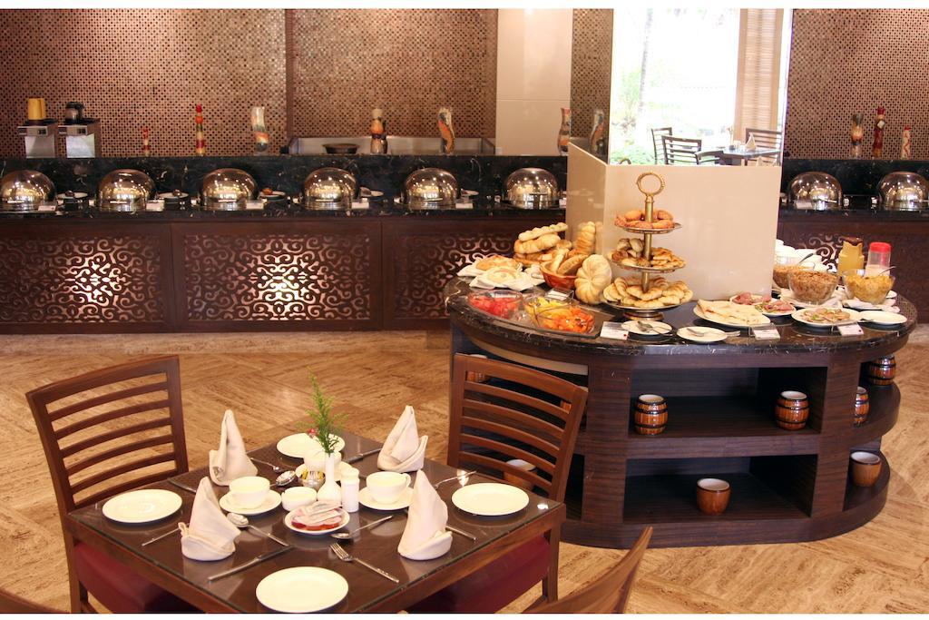 होटल The Retreat & Convention Centre