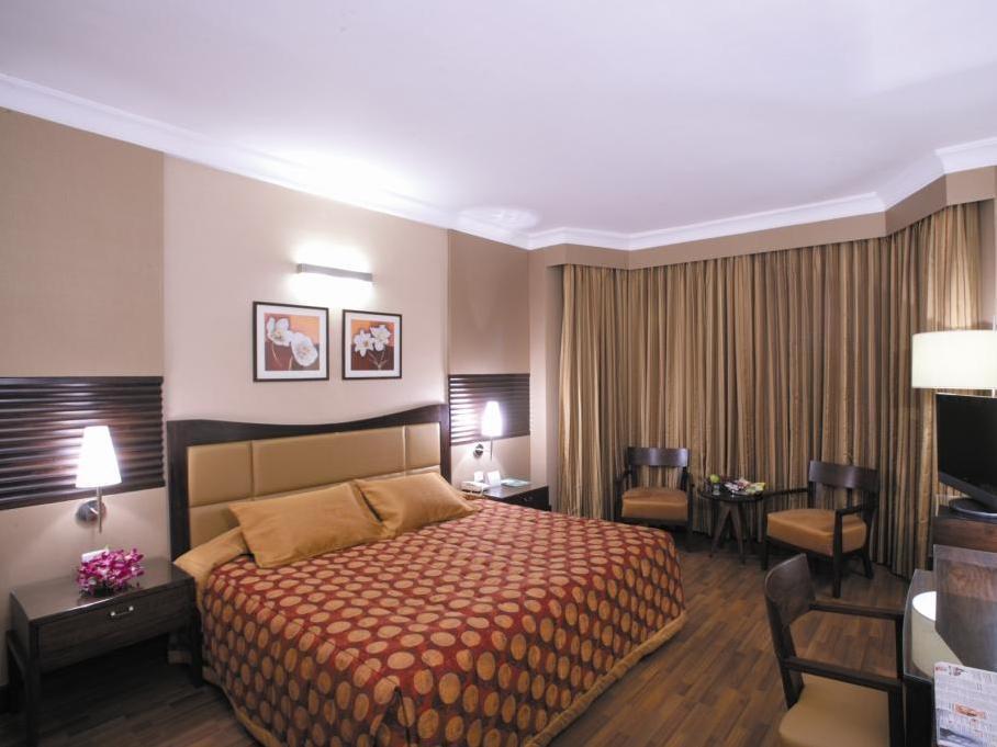 होटल The Retreat & Convention Centre