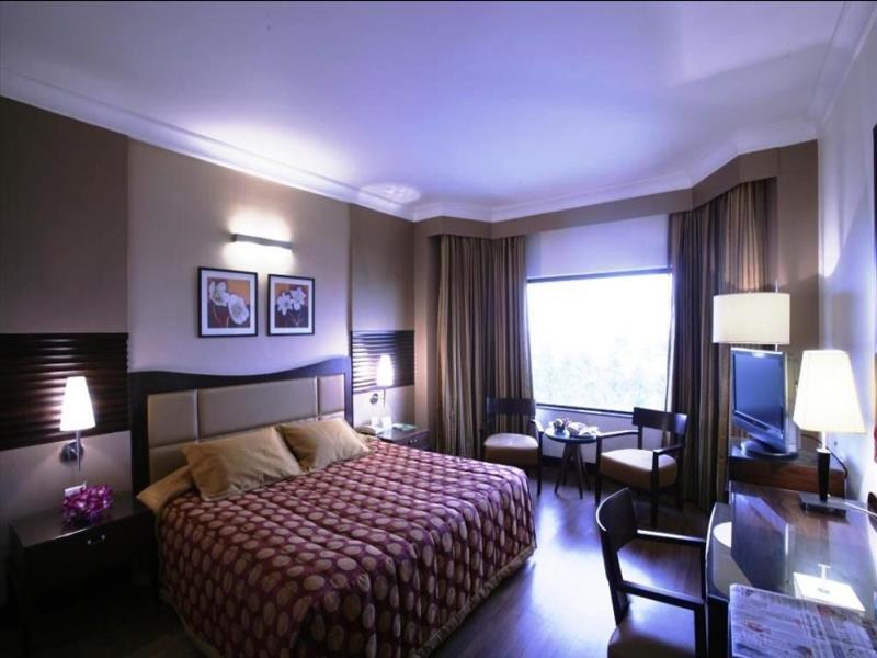 होटल The Retreat & Convention Centre Mumbai